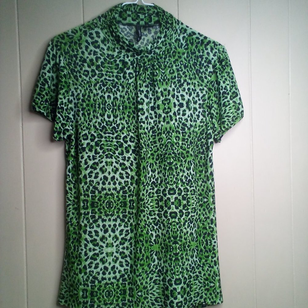 New Directions Blouse S Short Sleeve Animal Print Green Black